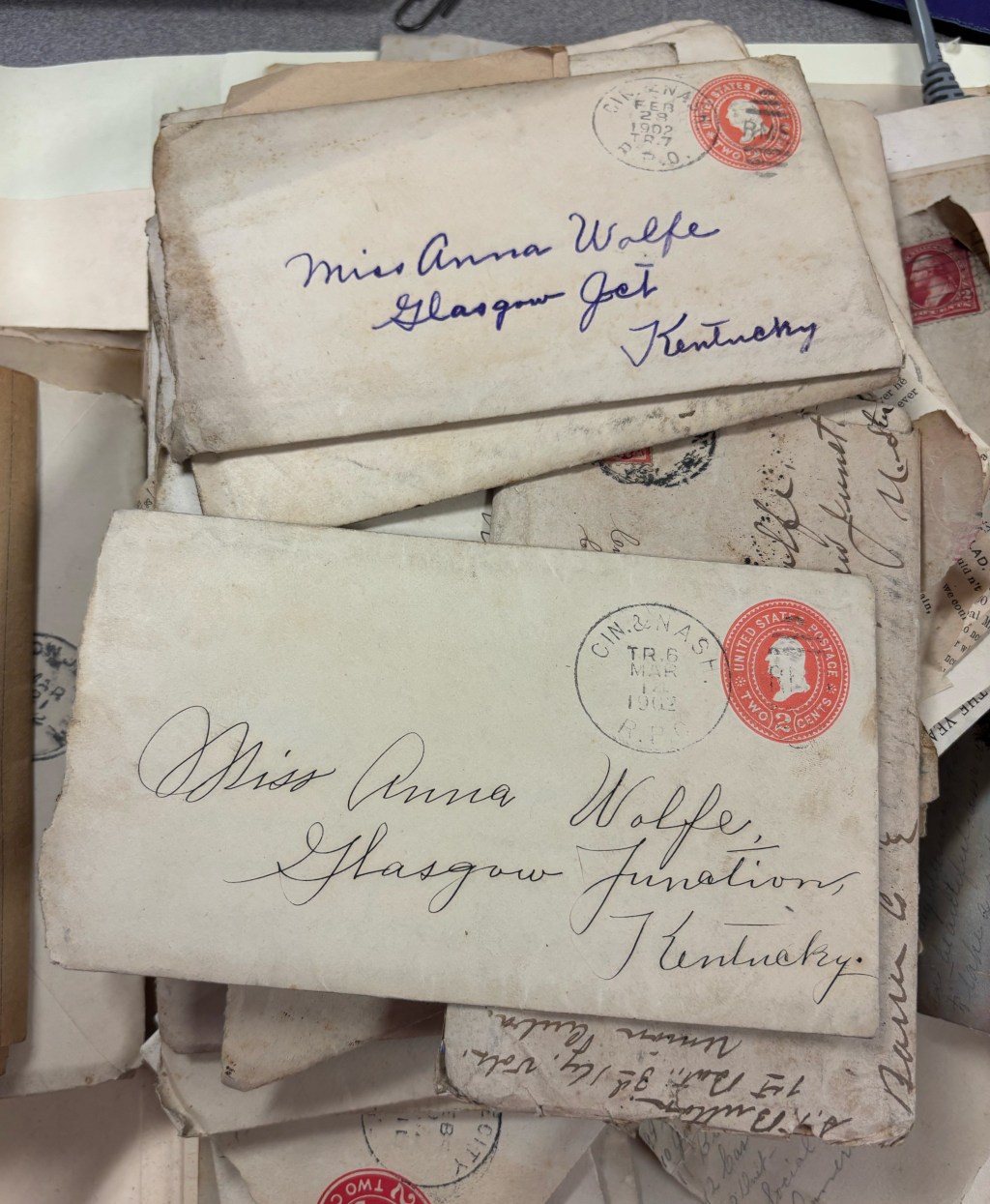 What does an archivist&nbsp;do?